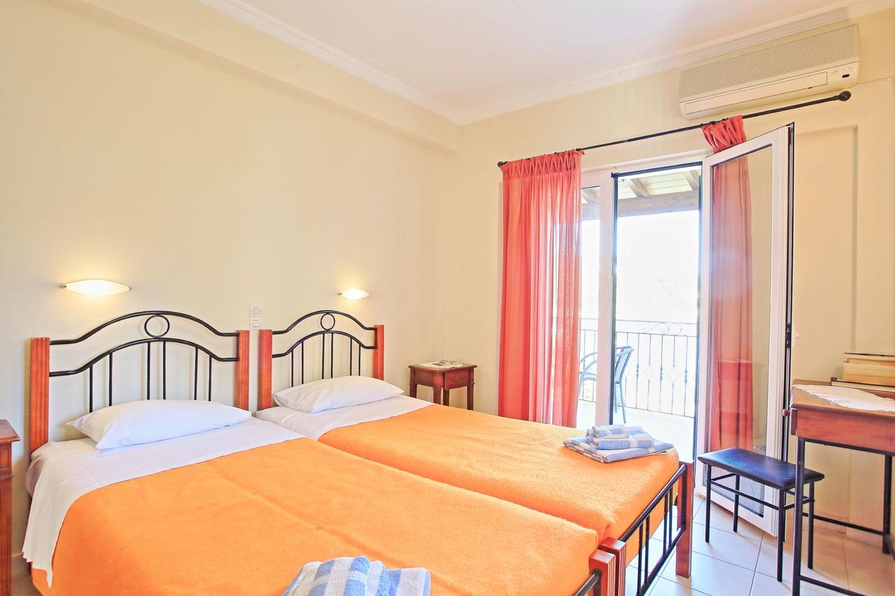 Mattheos House Apartment Kalami  ภายนอก รูปภาพ